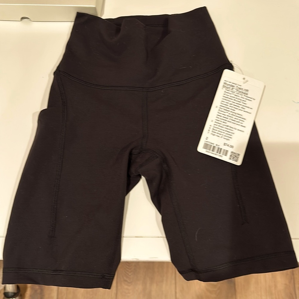 Wunder Train HR Short 8” Pockets